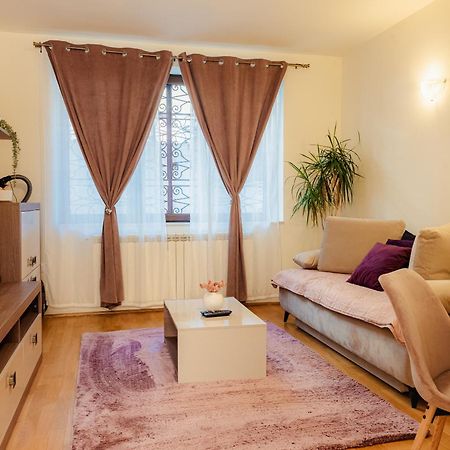 Downtown Apartment Boutique Green Garden Unirii Boekarest Buitenkant foto
