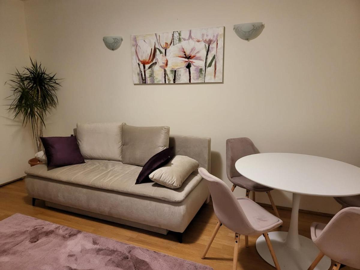 Downtown Apartment Boutique Green Garden Unirii Boekarest Buitenkant foto