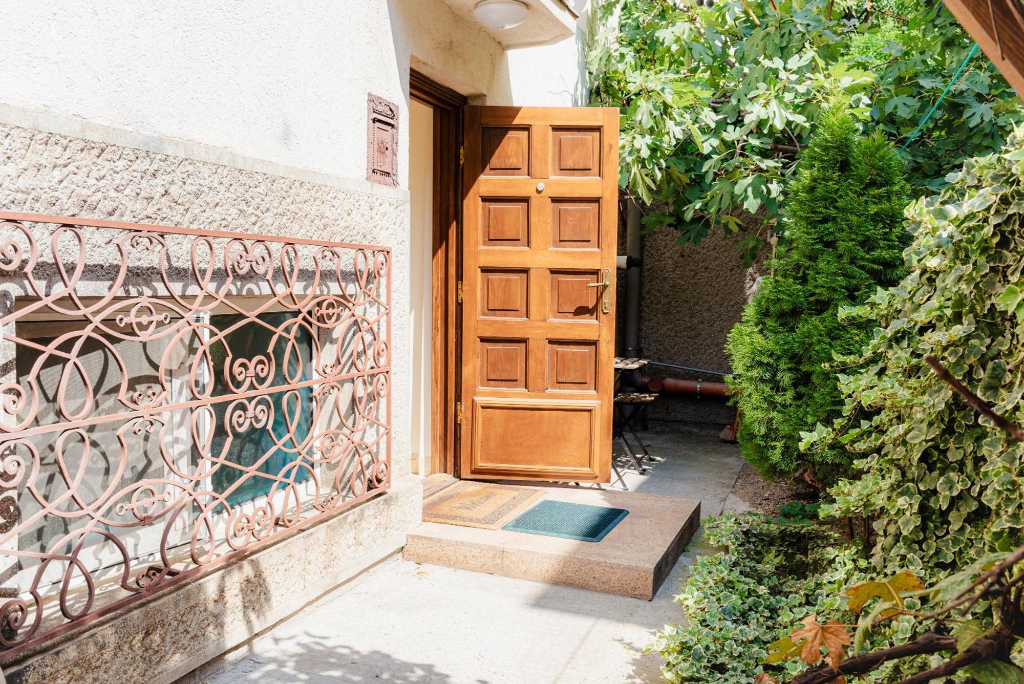 Downtown Apartment Boutique Green Garden Unirii Boekarest Buitenkant foto